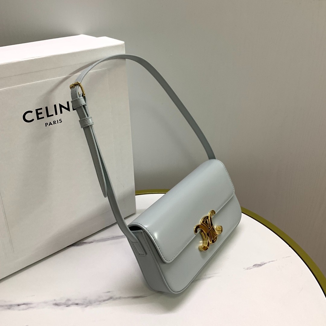 016 65123235 size 20x10x4cm