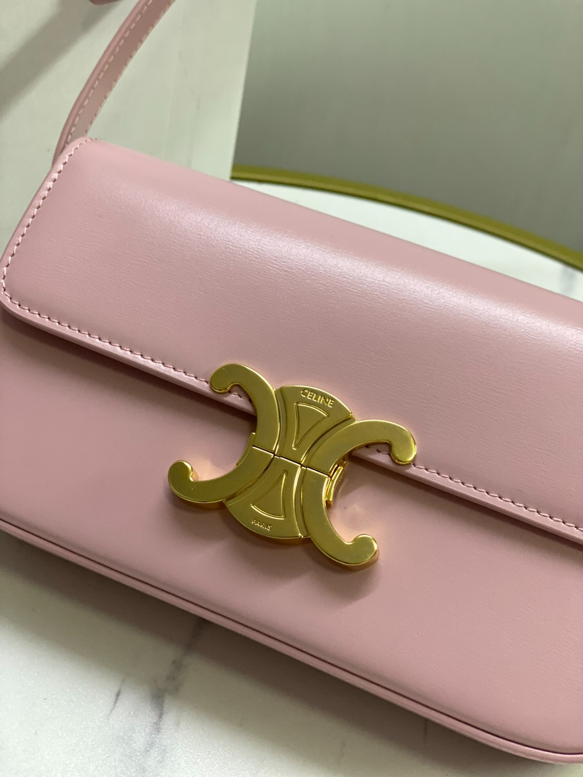 012 65123235 size 20x10x4cm