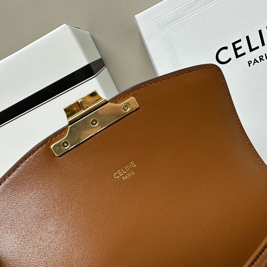 009 85123278 ;95123282 ( size18.5×14×6cm;size22×16.5×7cm)
