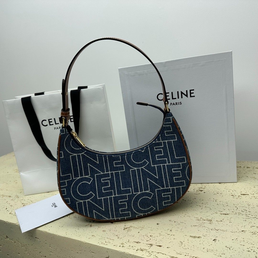006 58123202 size 25×18×7cm