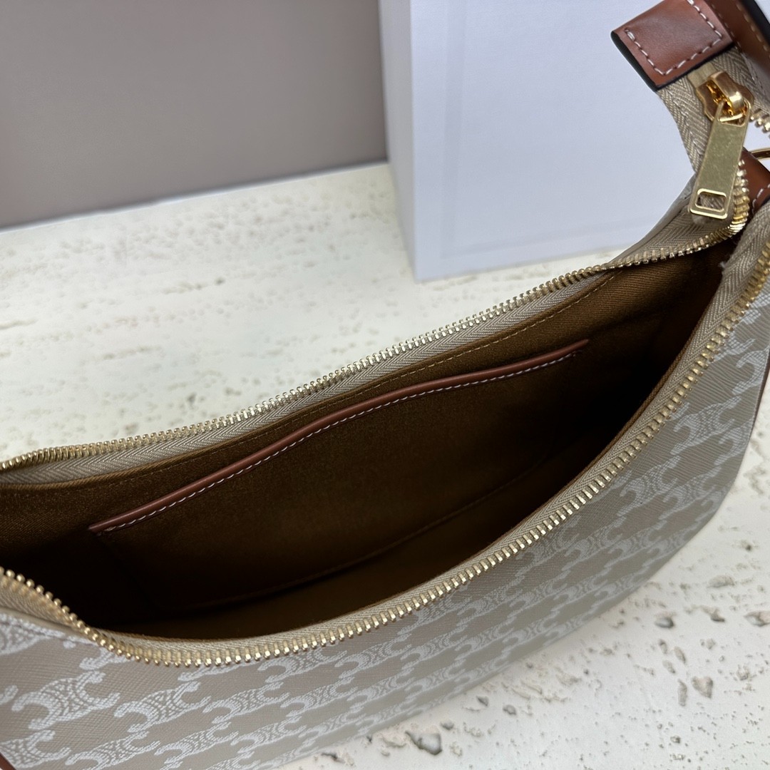 005 50123198 size 25×18×7cm