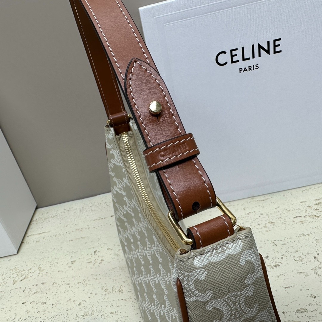 005 50123198 size 25×18×7cm