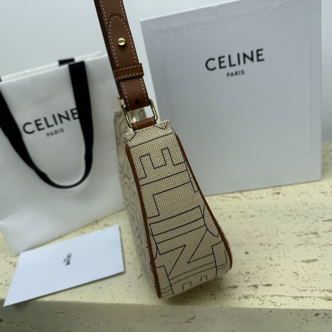 004 58123202 size 25×18×7cm