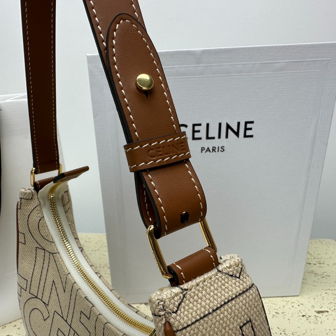 004 58123202 size 25×18×7cm