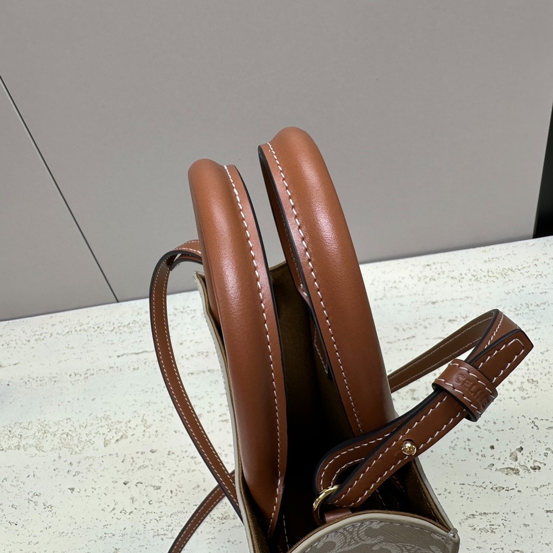 001 58123202 size 20×17×6cm