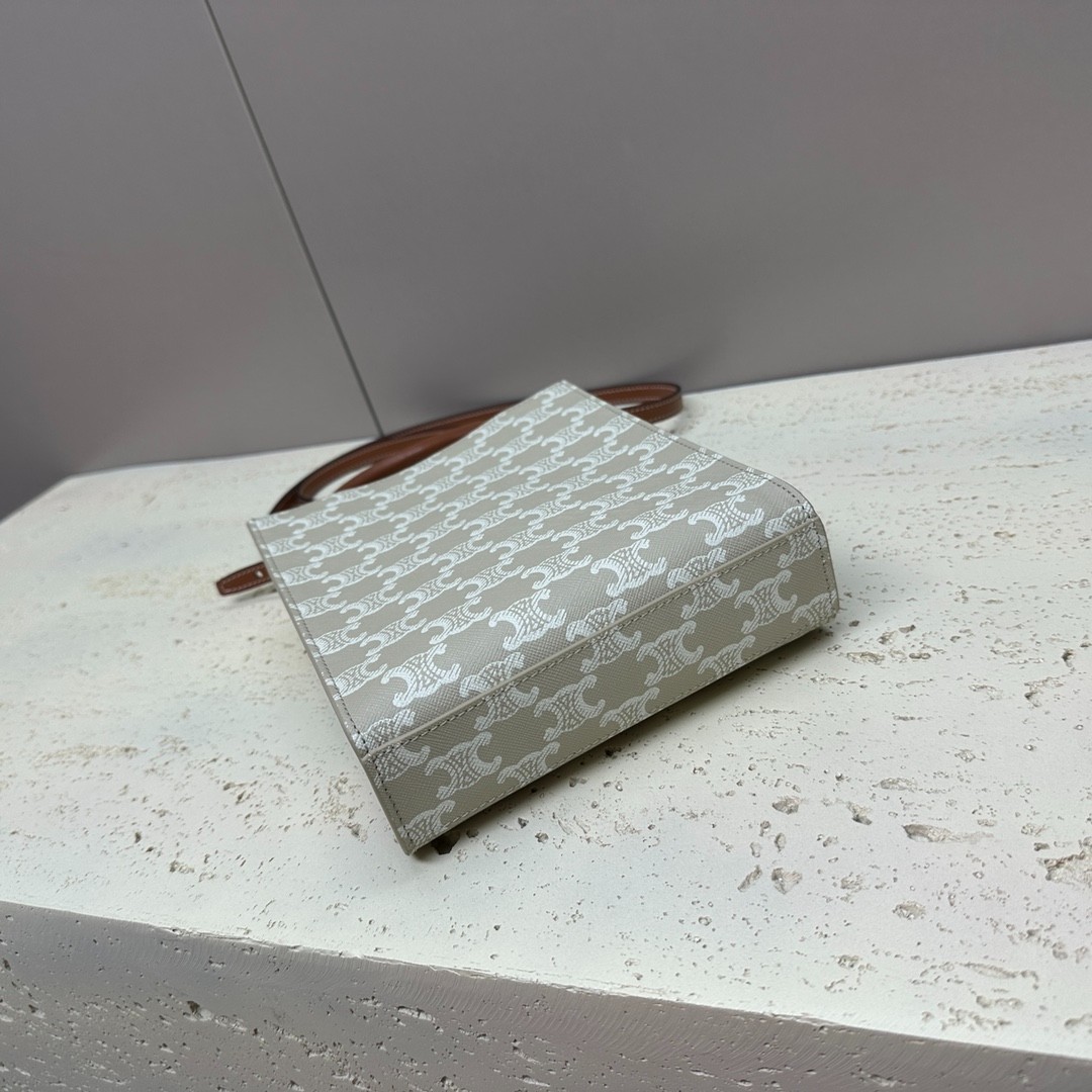 001 58123202 size 20×17×6cm