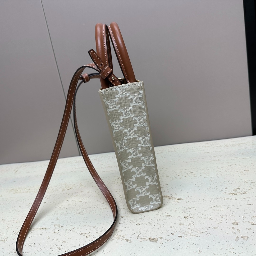 001 58123202 size 20×17×6cm