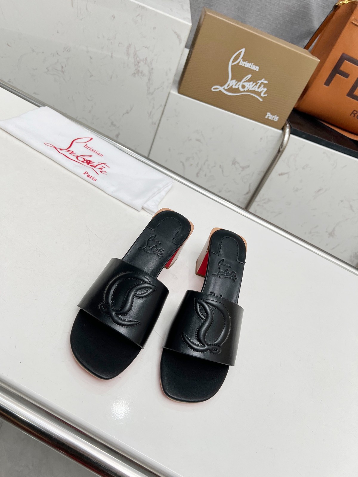 013 24123093 SIZE 35-43