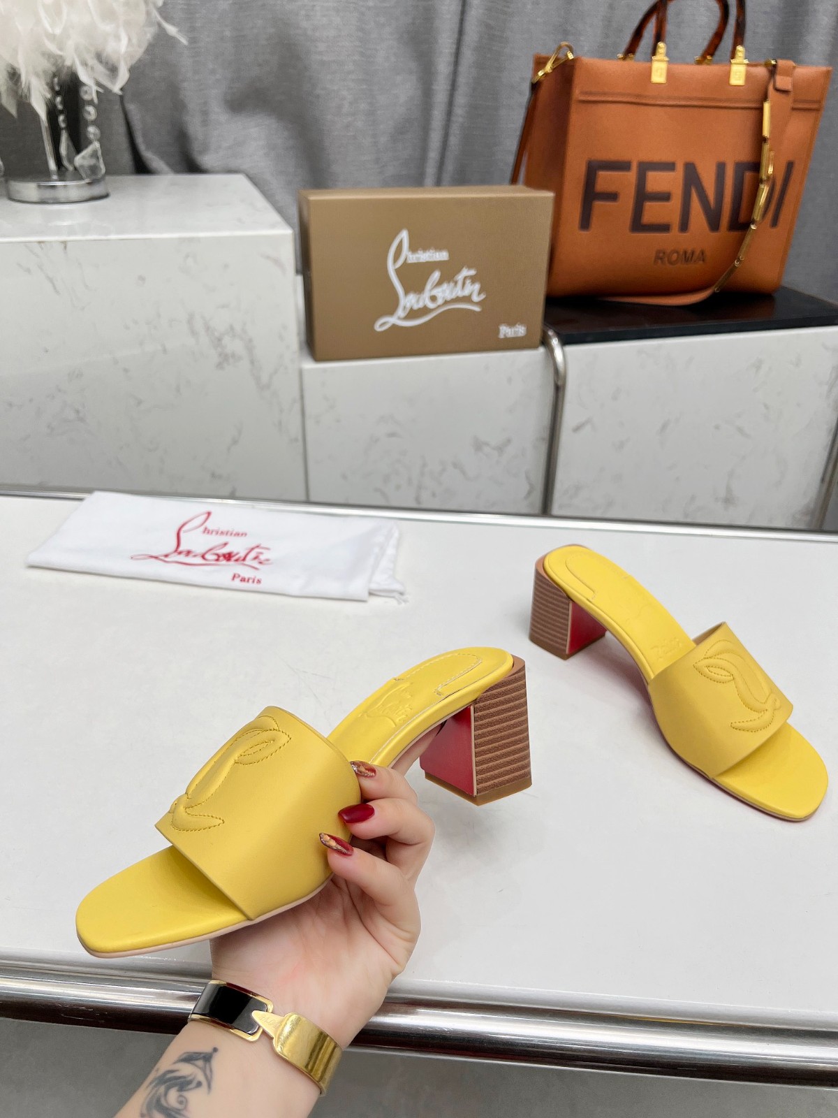 012 24123093 SIZE 35-43
