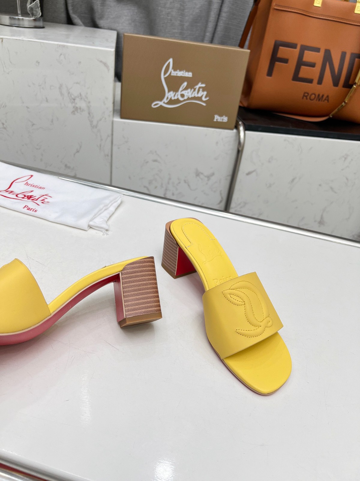 012 24123093 SIZE 35-43
