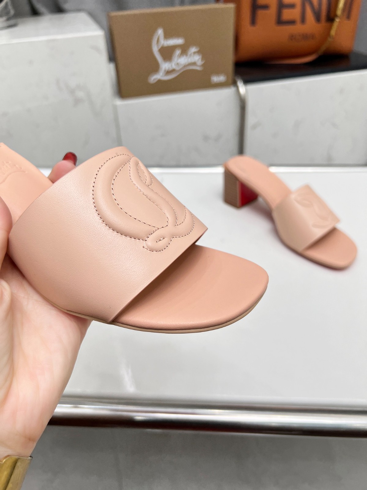 011 24123093 SIZE 35-43
