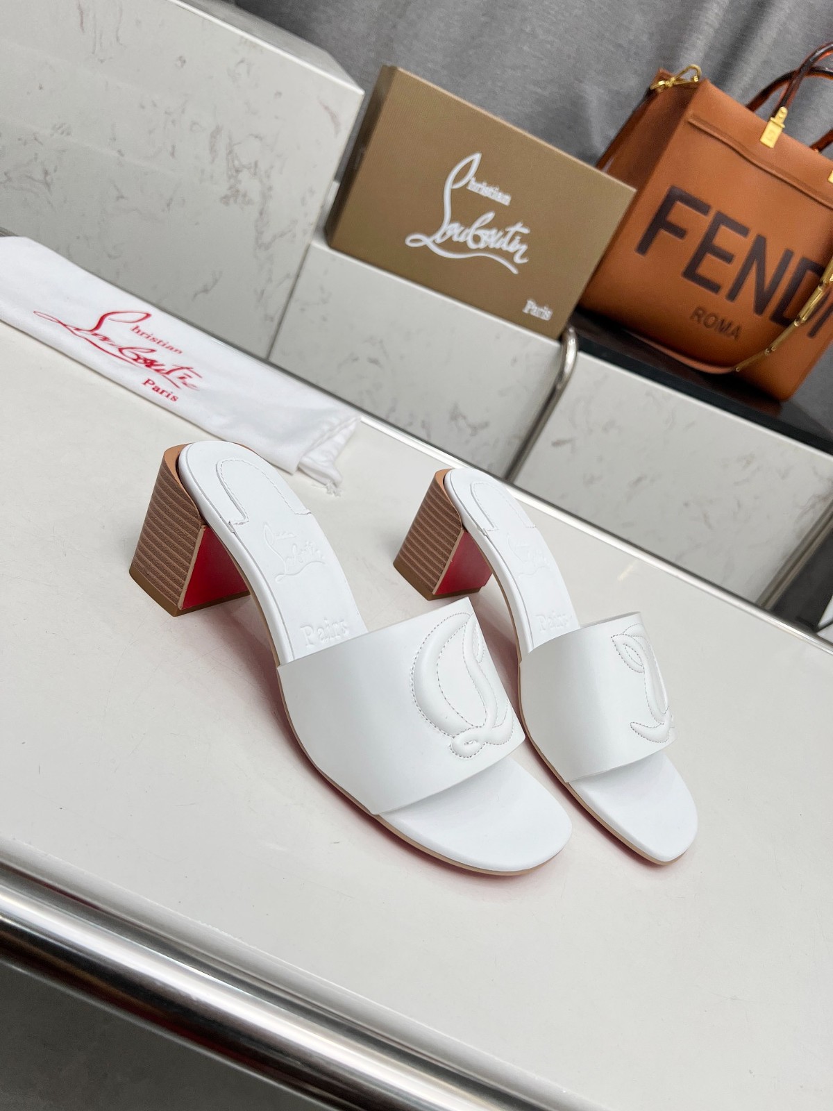 010 24123093 SIZE 35-43