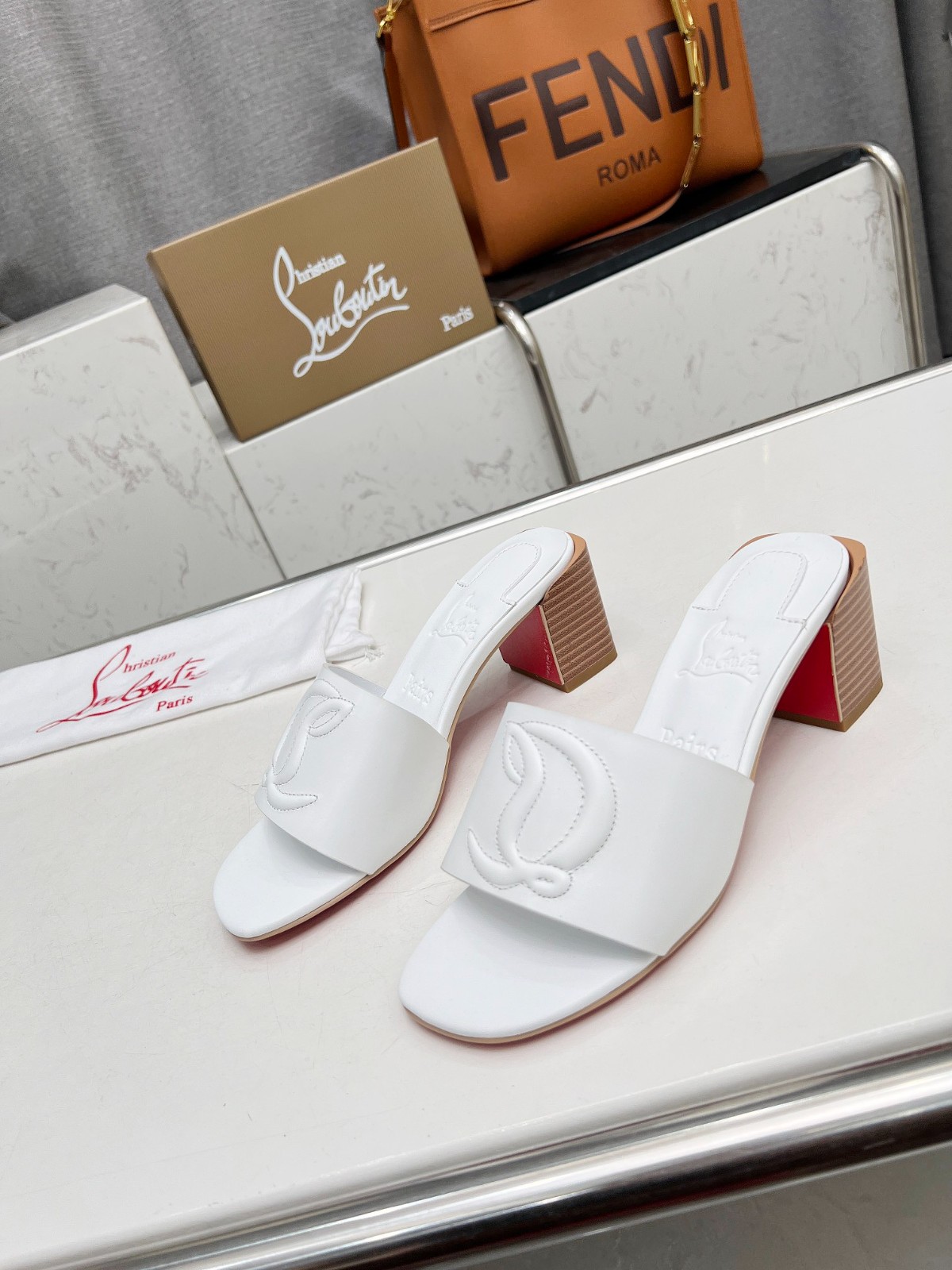010 24123093 SIZE 35-43