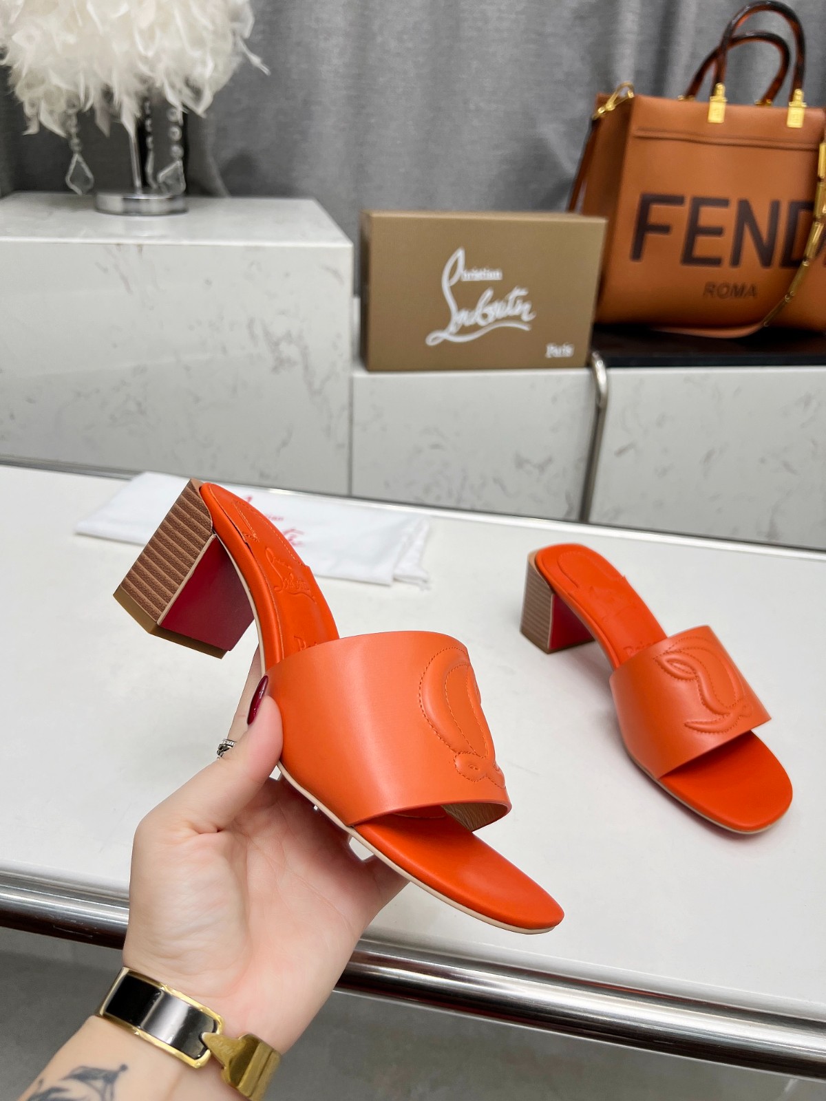 008 24123093 SIZE 35-43