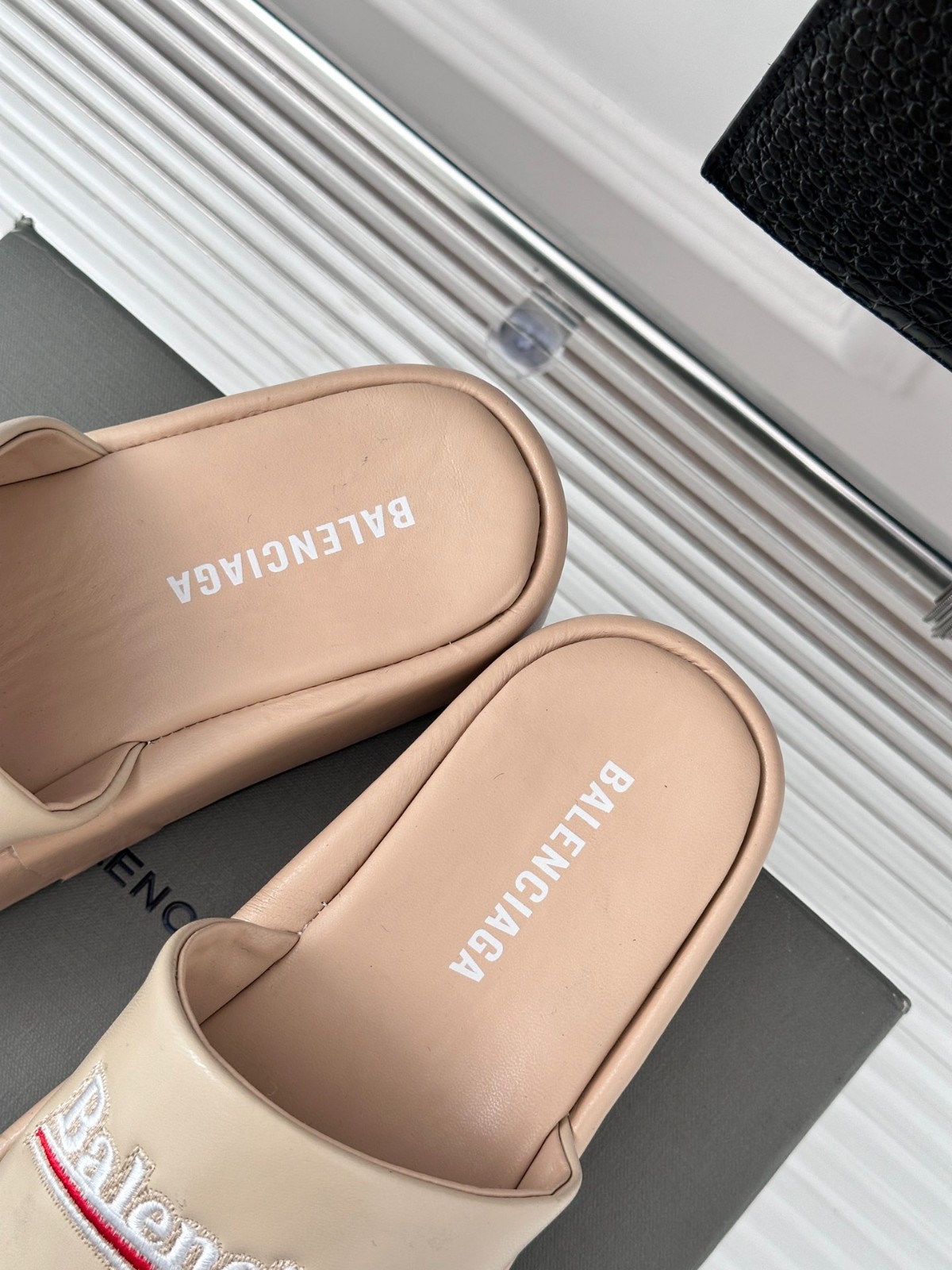 006 26123095 SIZE 35-40