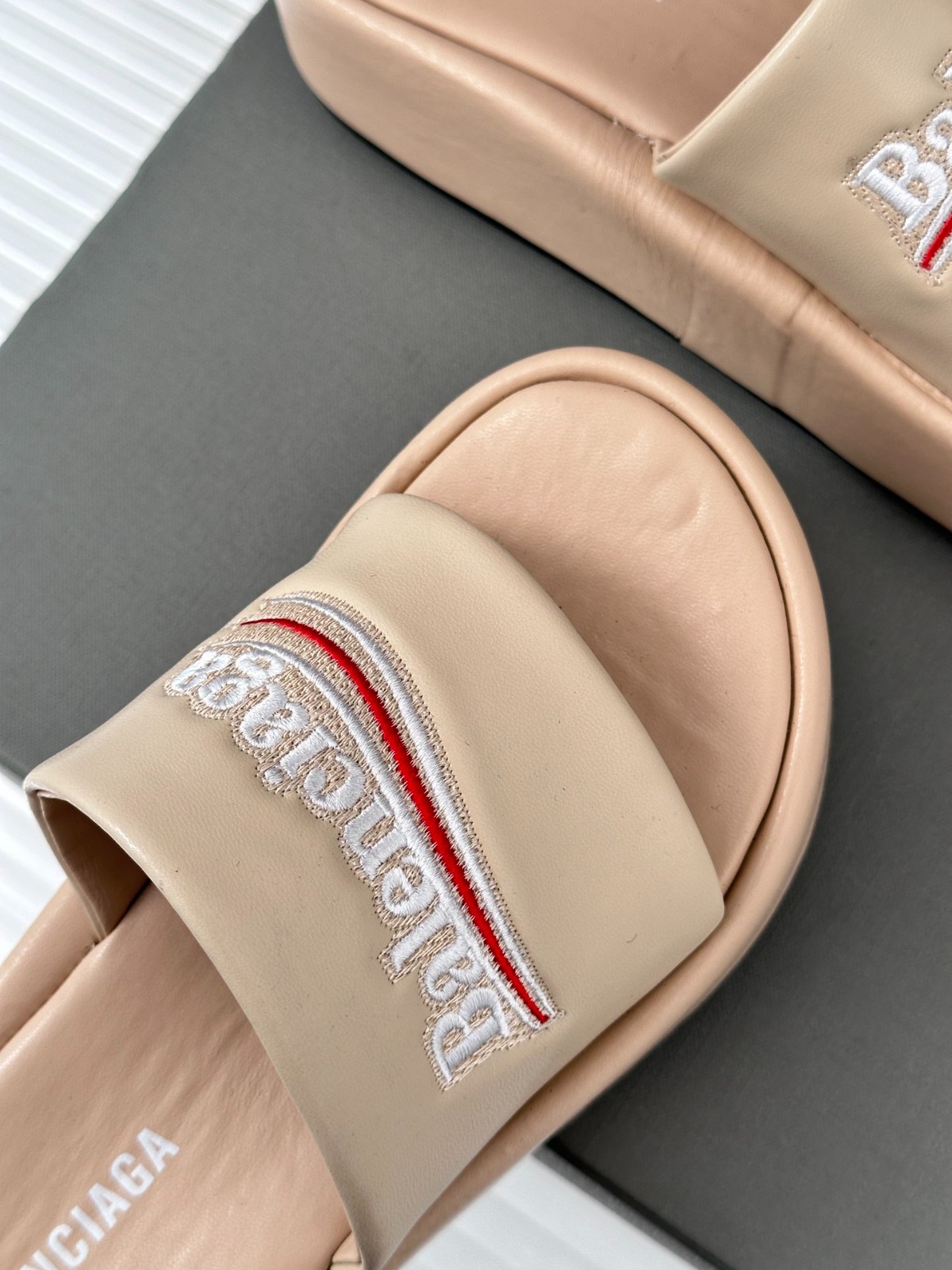 006 26123095 SIZE 35-40