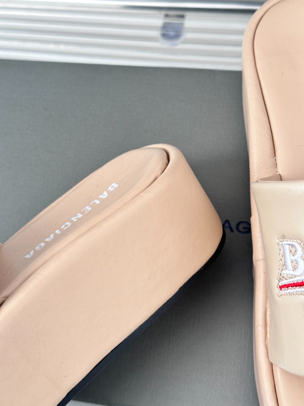 006 26123095 SIZE 35-40