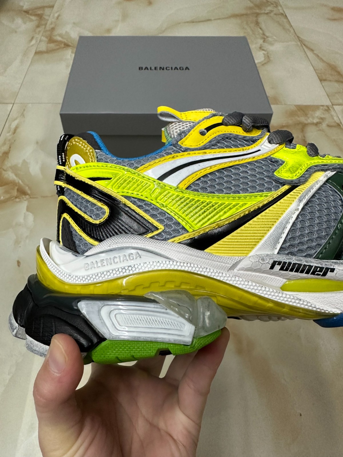 006 53123196 size 35-46
