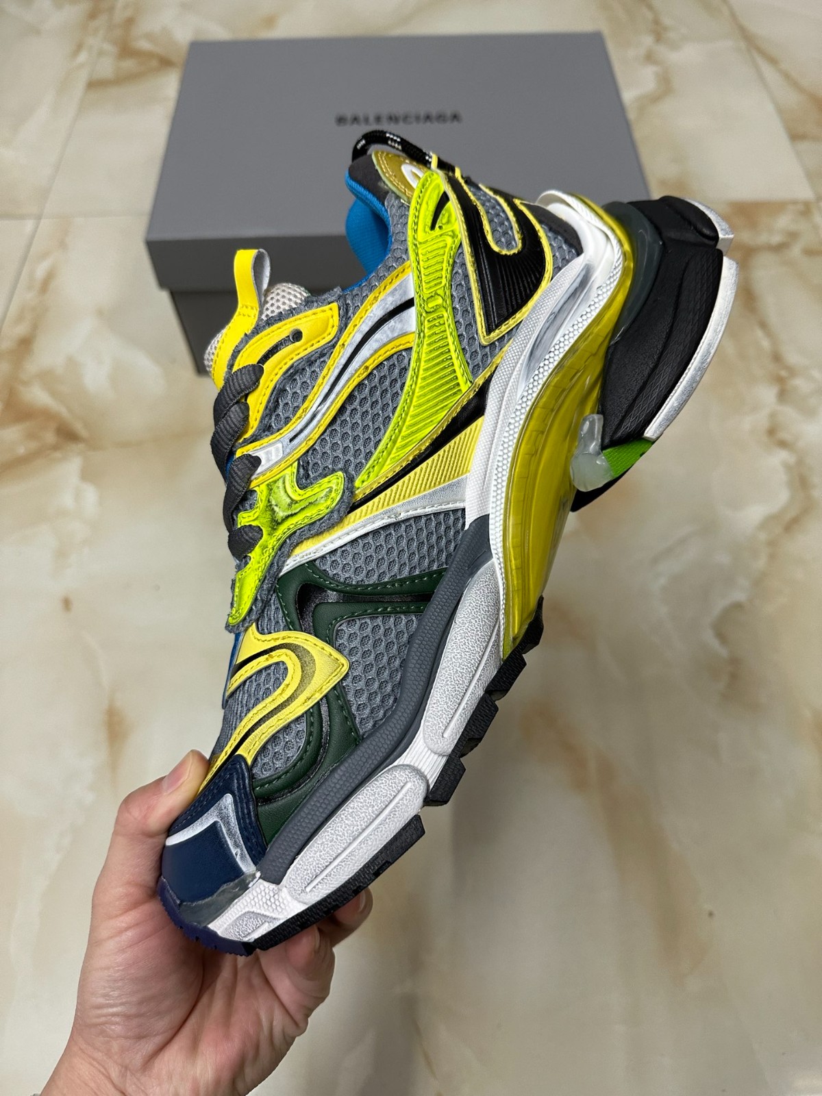 006 53123196 size 35-46