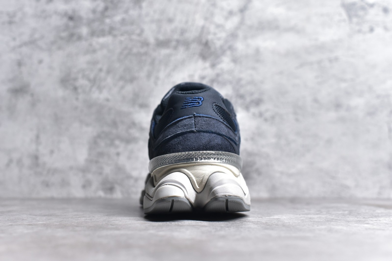 010 24123090 size 36-45