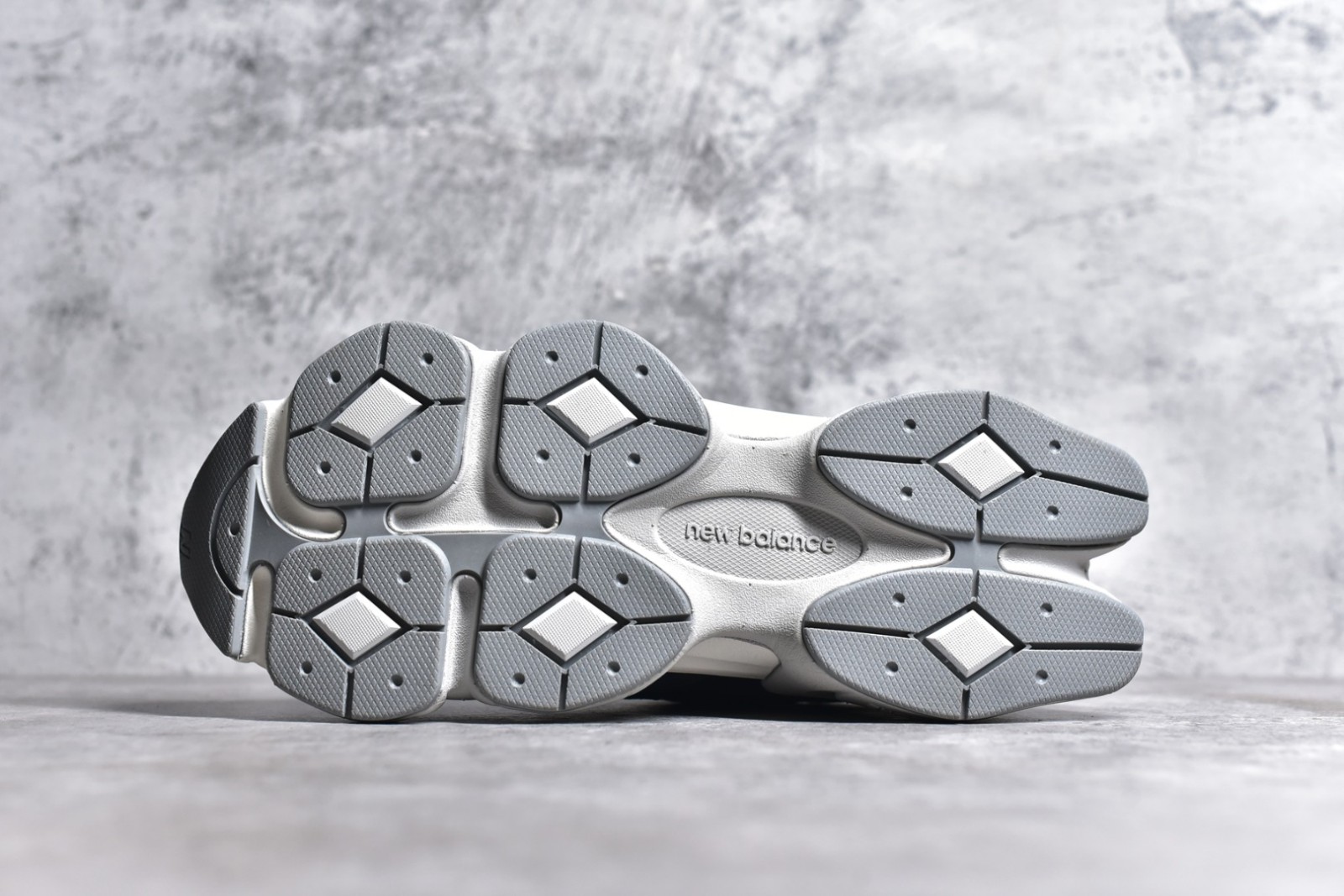 010 24123090 size 36-45