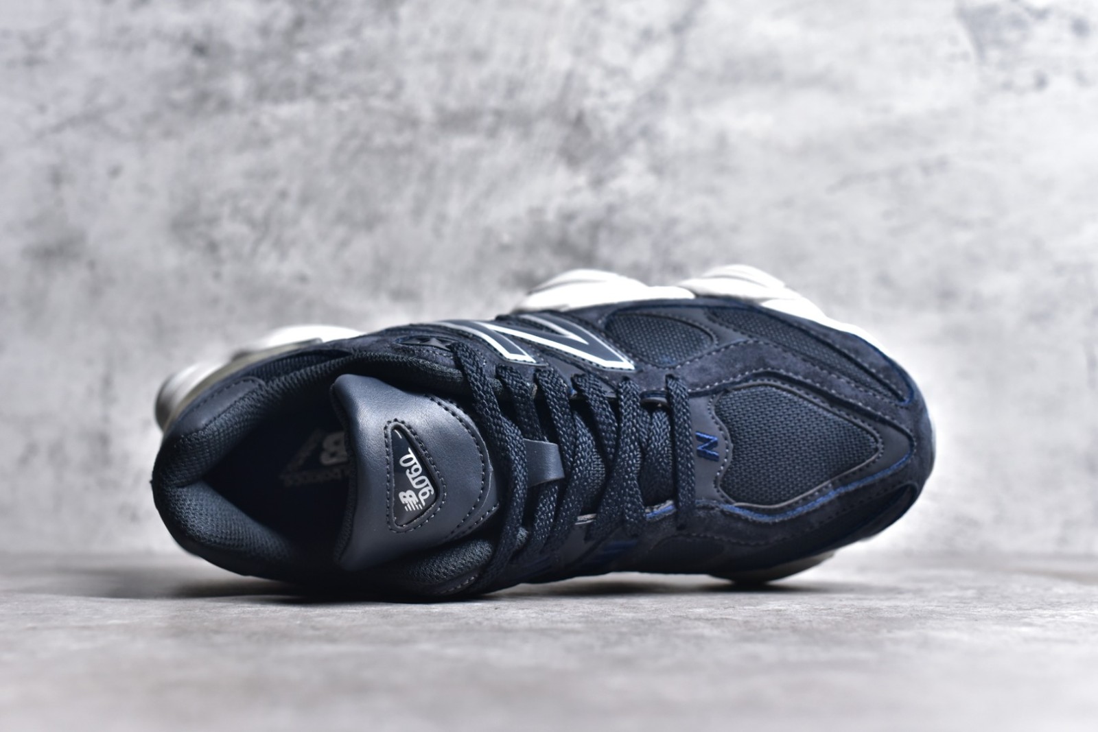 010 24123090 size 36-45