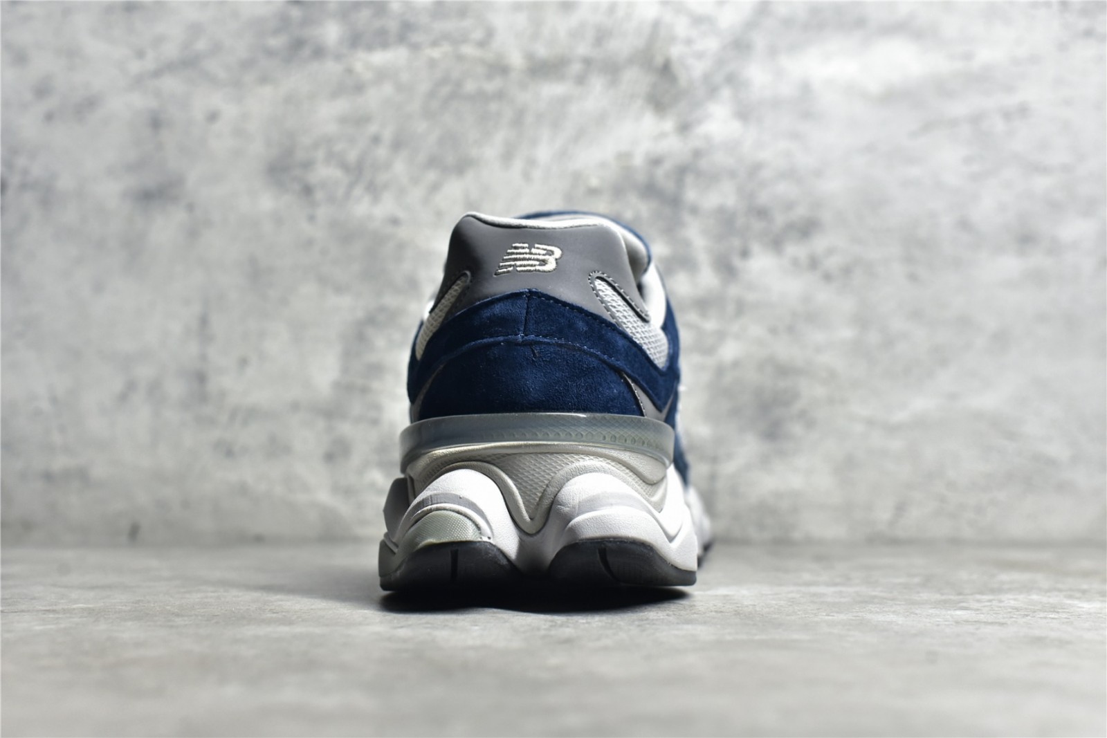004 24123090 size 36-45