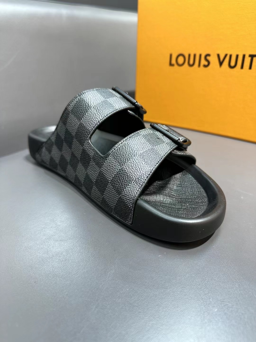 040 22123122 size 38-45