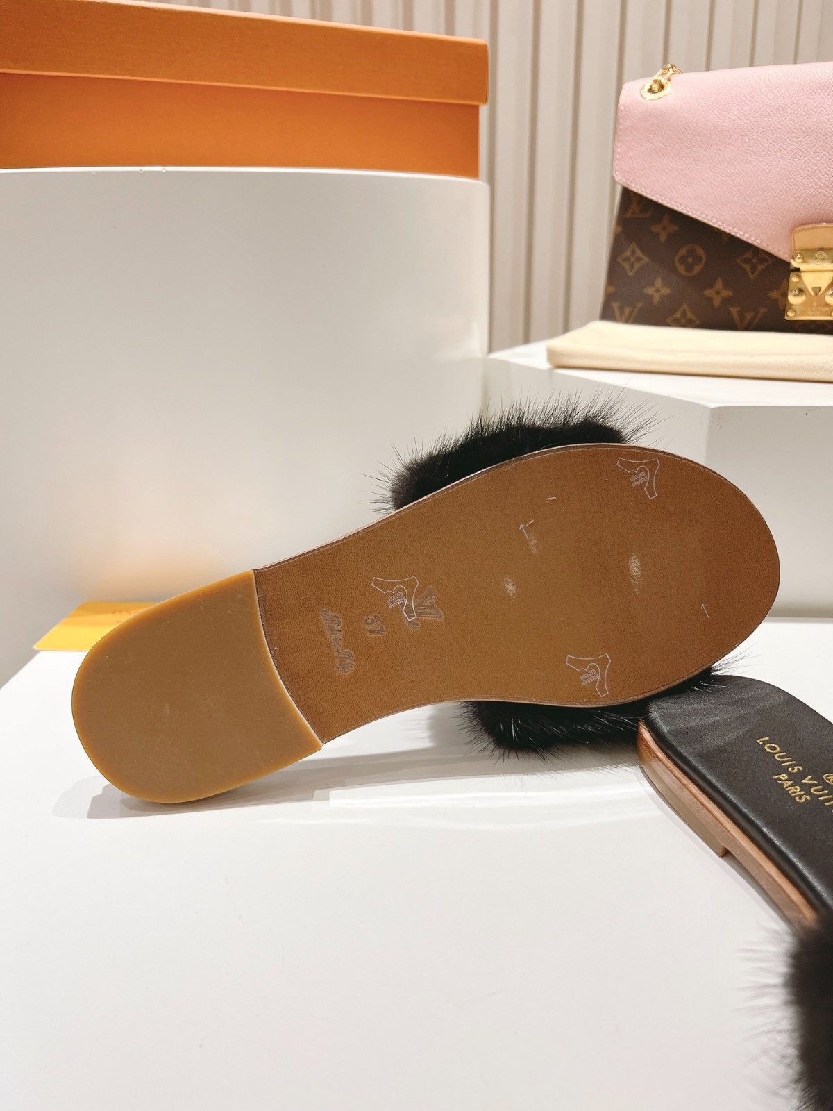 022 30123123 size 35-43