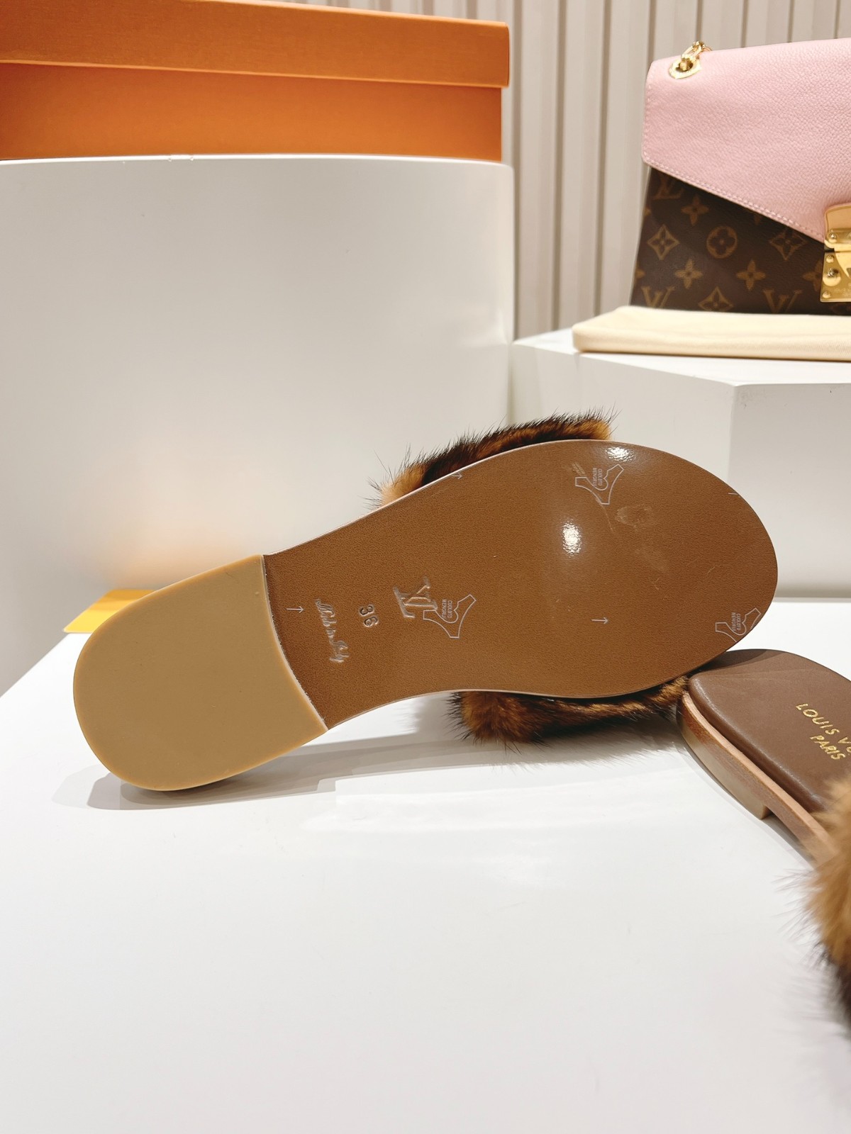 018 30123123 size 35-43