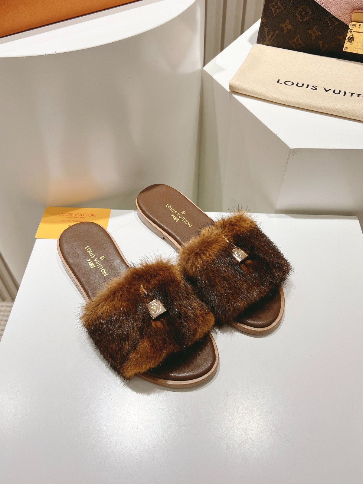 018 30123123 size 35-43