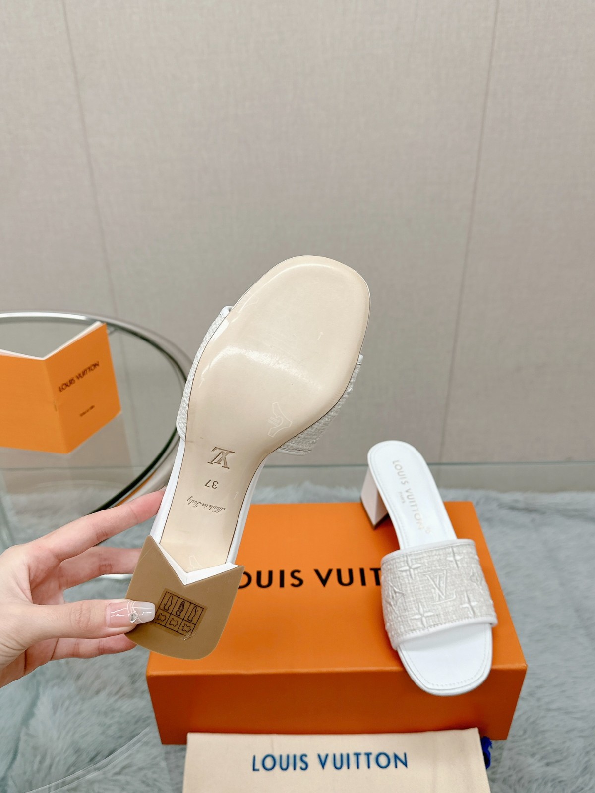 007 29123108 size 35-42