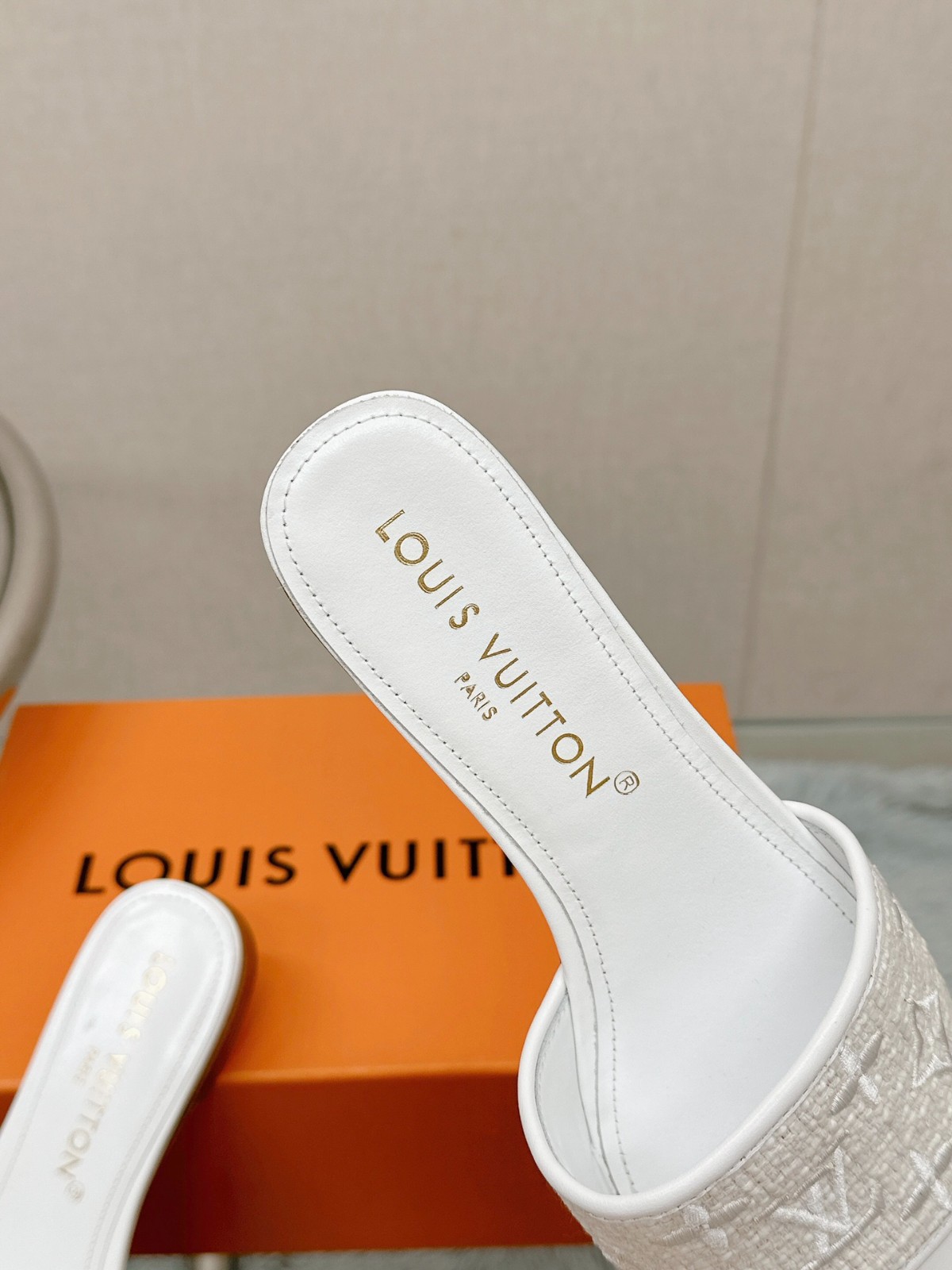 005 29123108 size 35-42