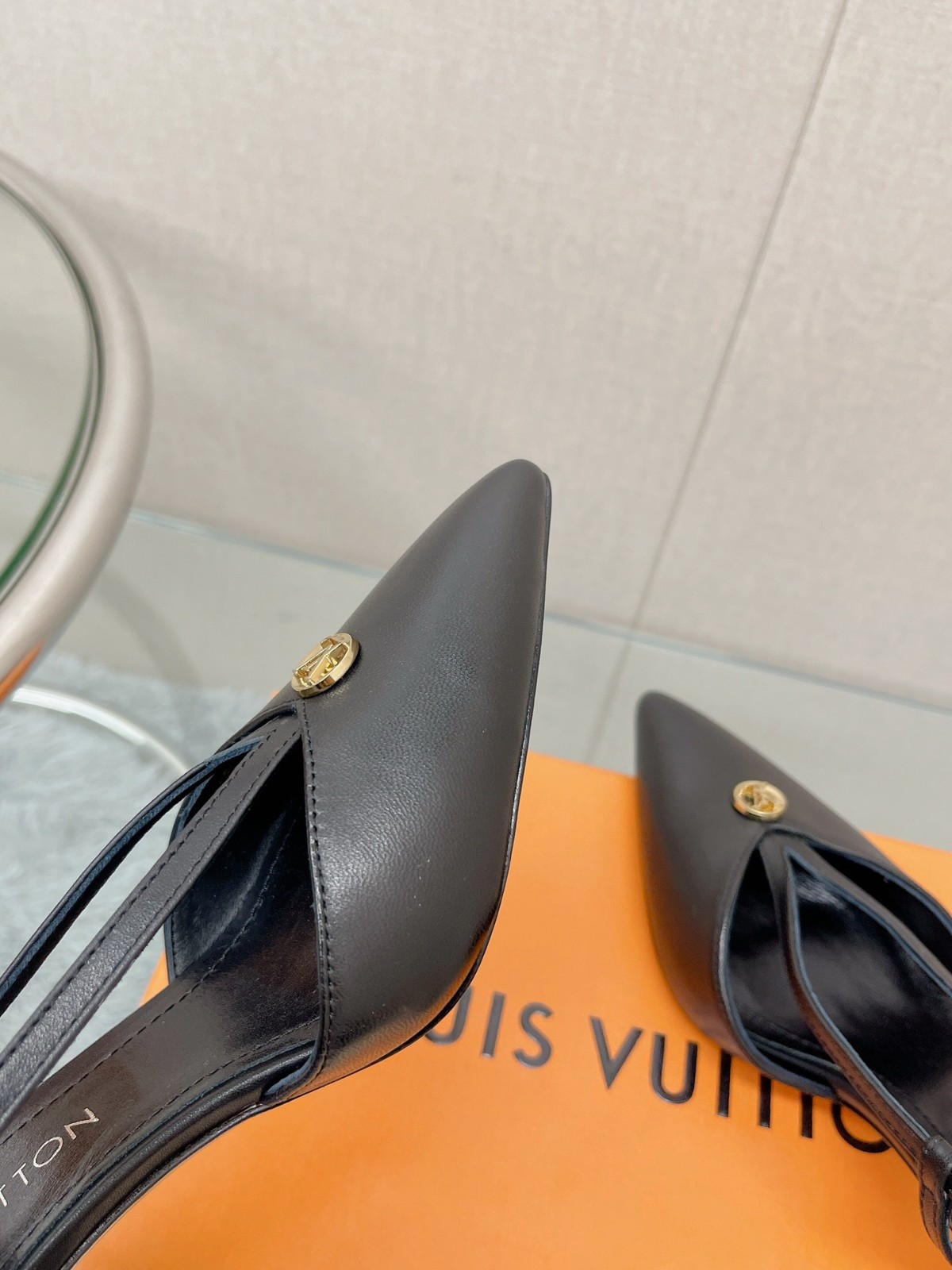 001 33123145 size 35-42