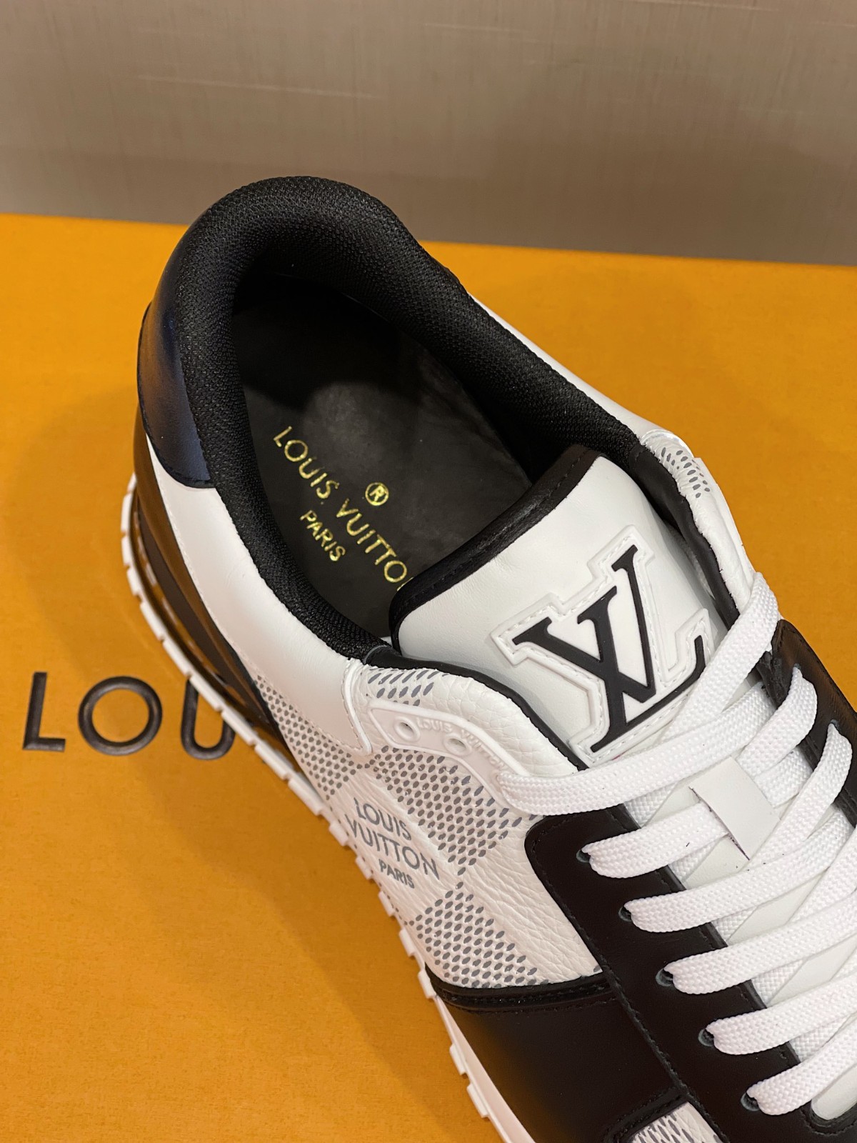 089 38123155 size 38-45
