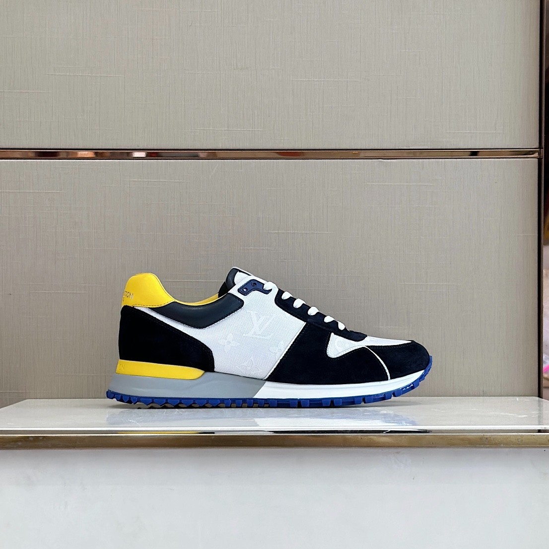 081 38123166 size 38-45