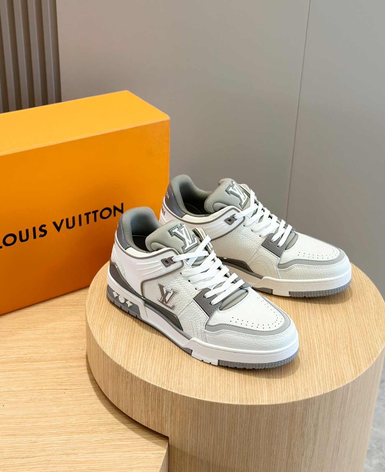 056 46123178 size 38-45