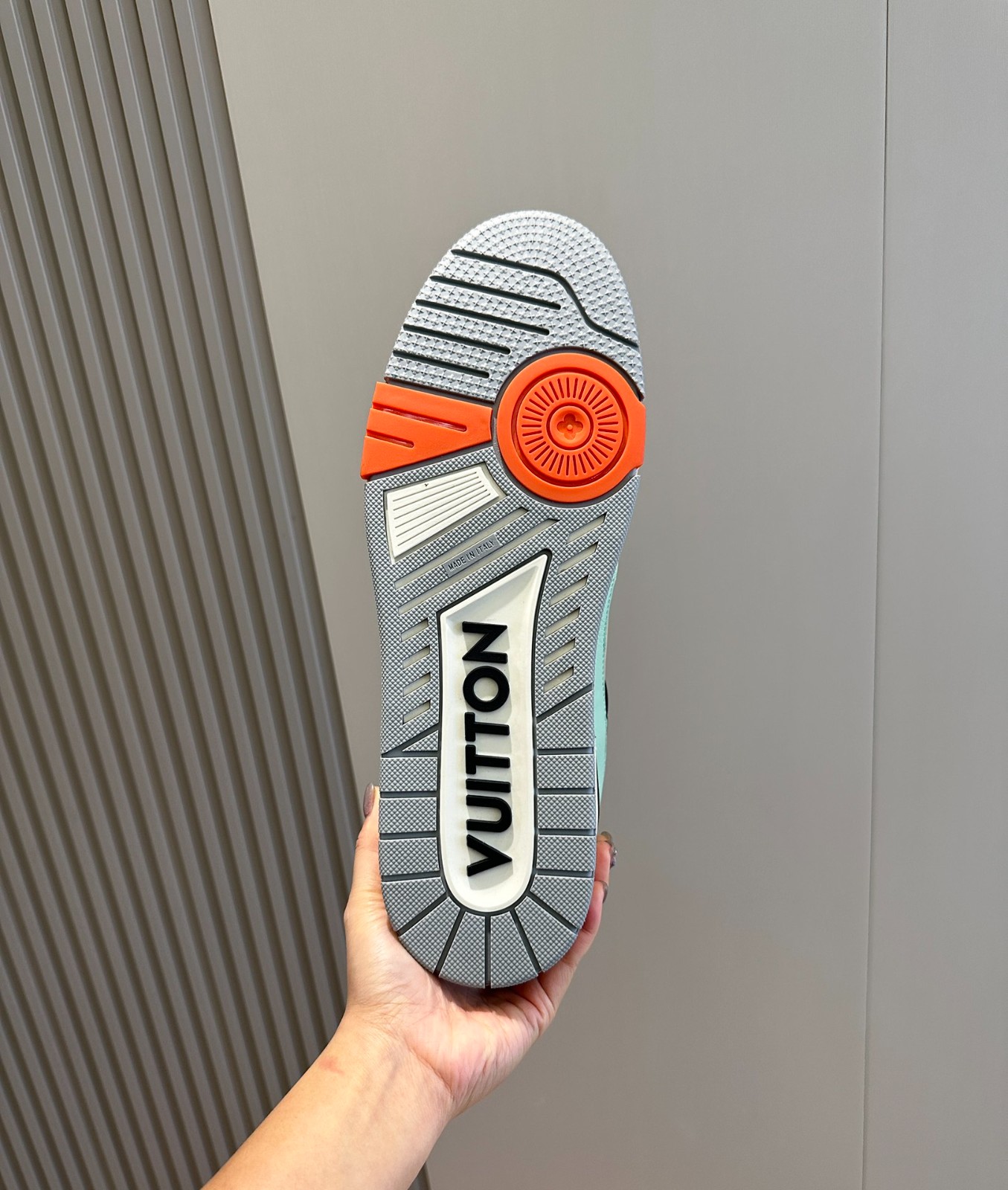 055 44123176 size 38-45