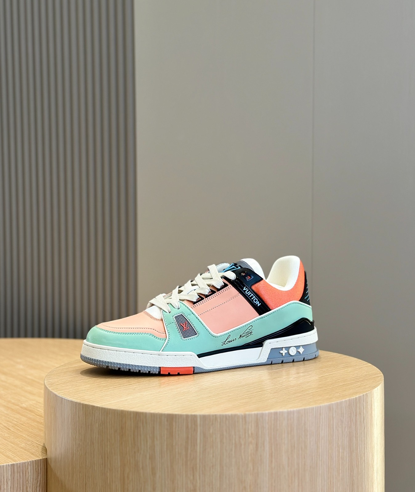055 44123176 size 38-45