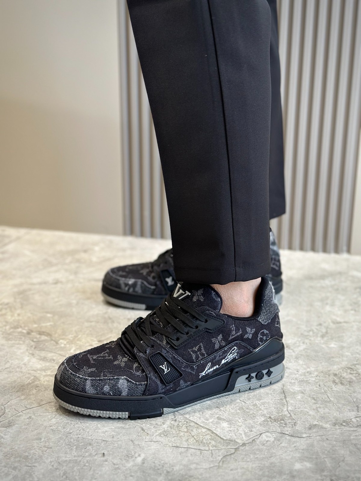 053 44123176 size 38-45
