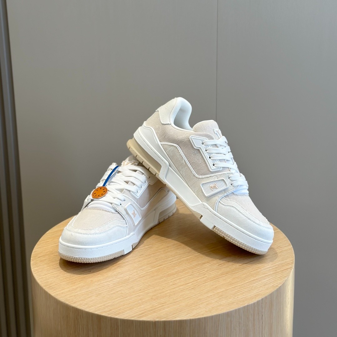 051 44123176 size 38-45