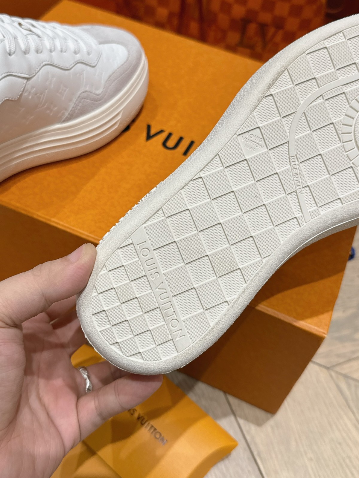 042 38123168 size 35-41