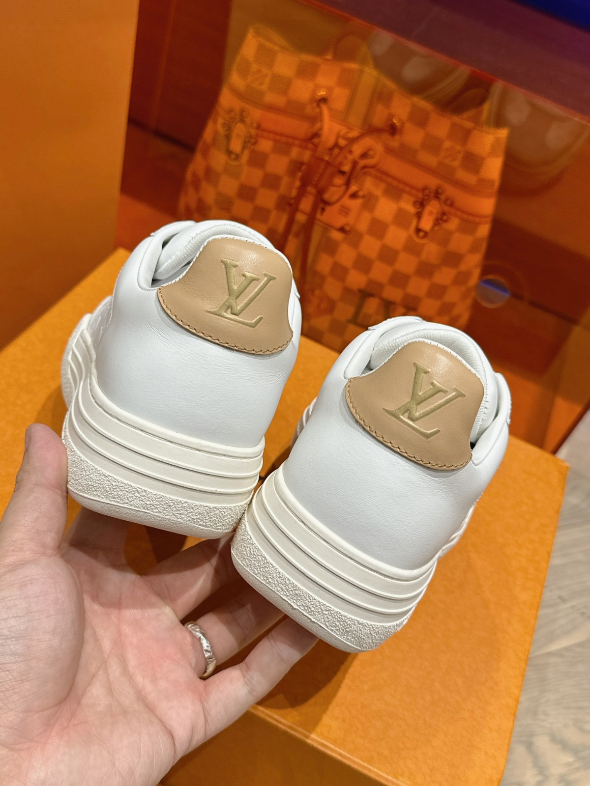 042 38123168 size 35-41