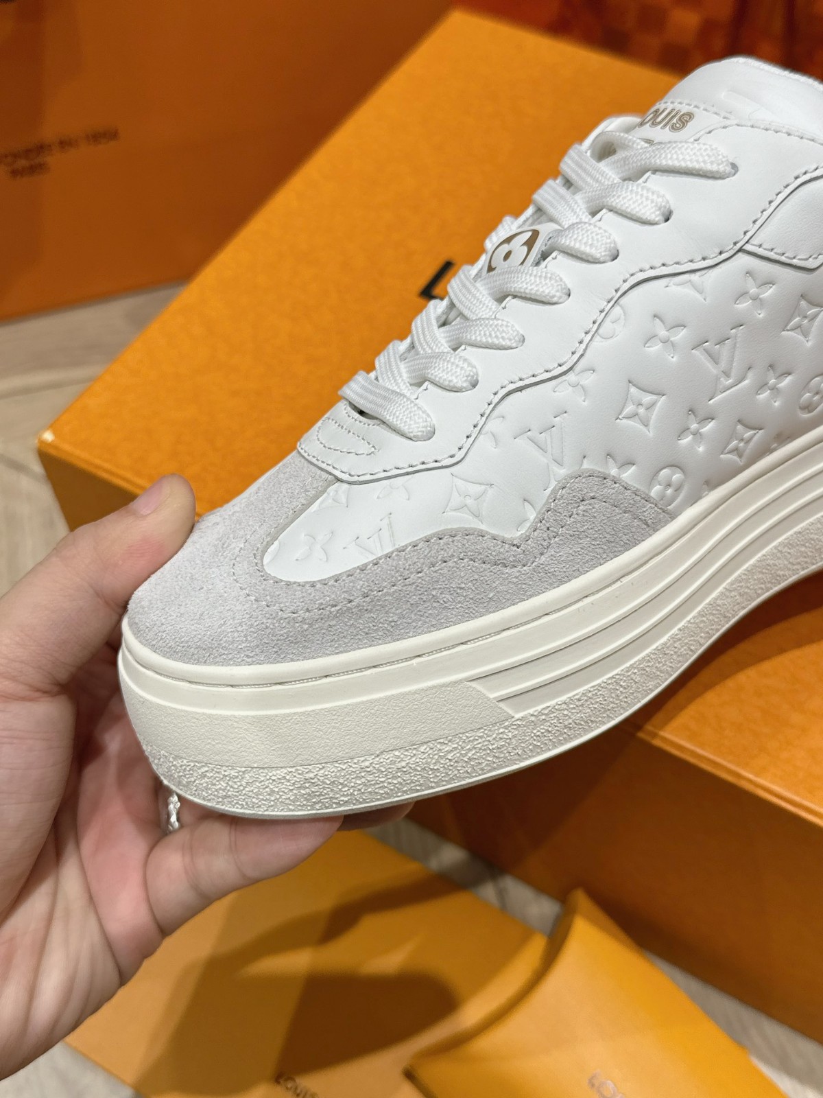 042 38123168 size 35-41