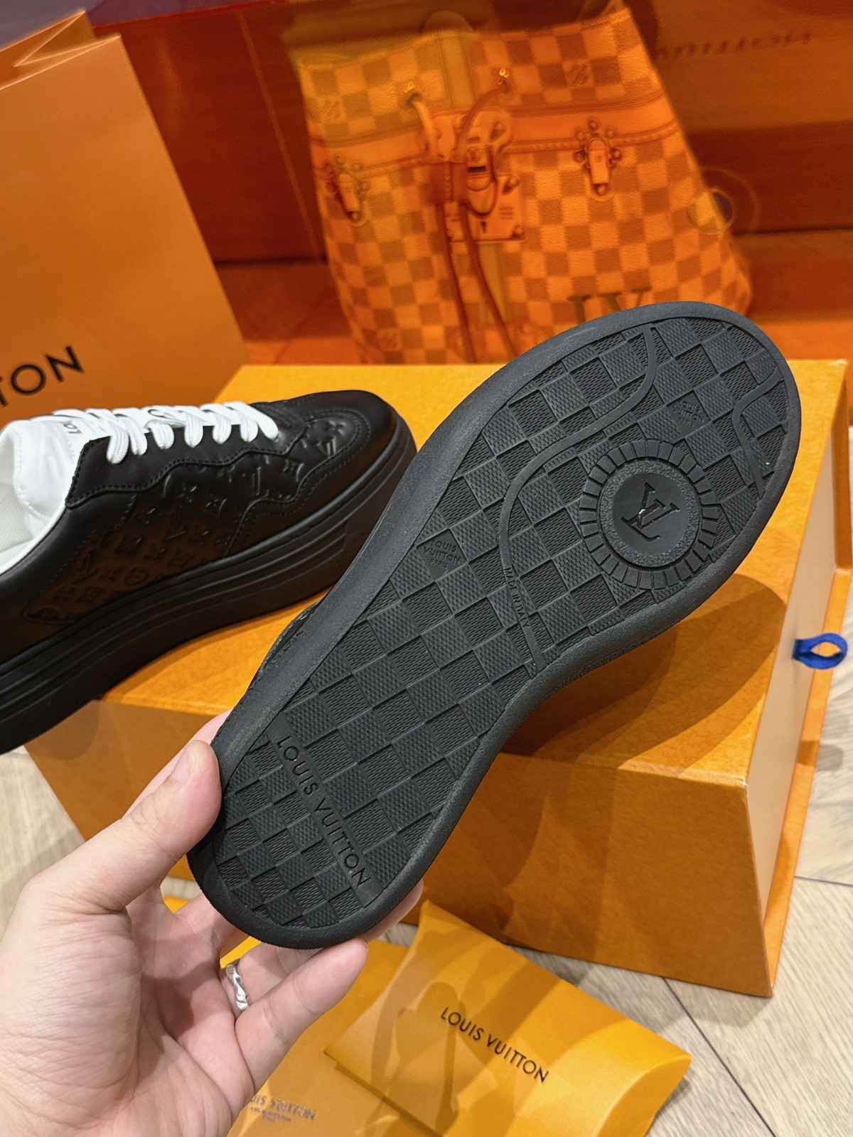 041 38123168 size 35-41
