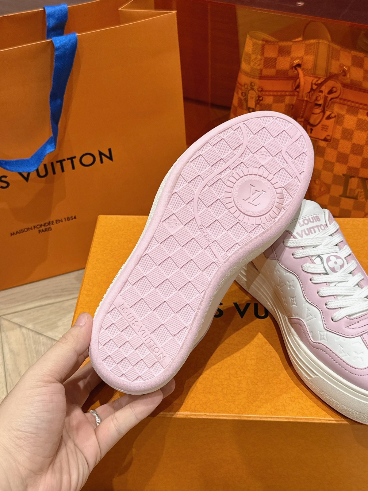 040 38123168 size 35-41