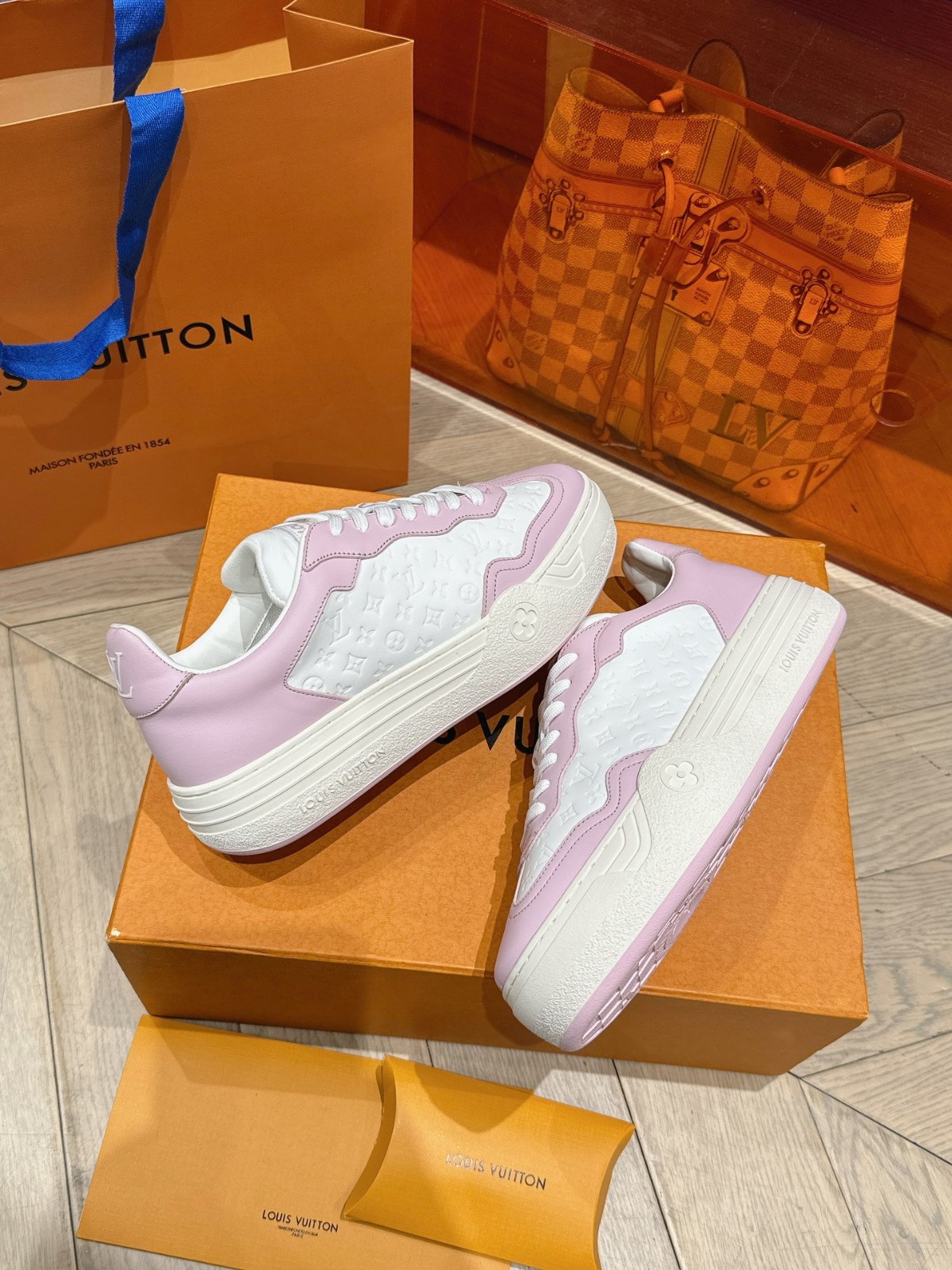 040 38123168 size 35-41