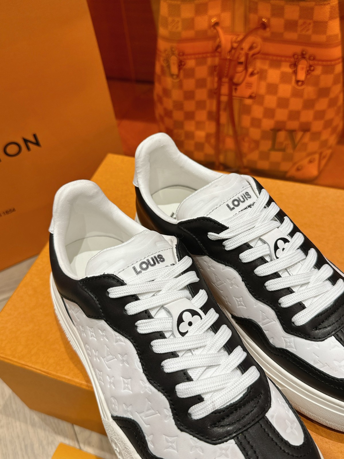039 38123168 size 35-41