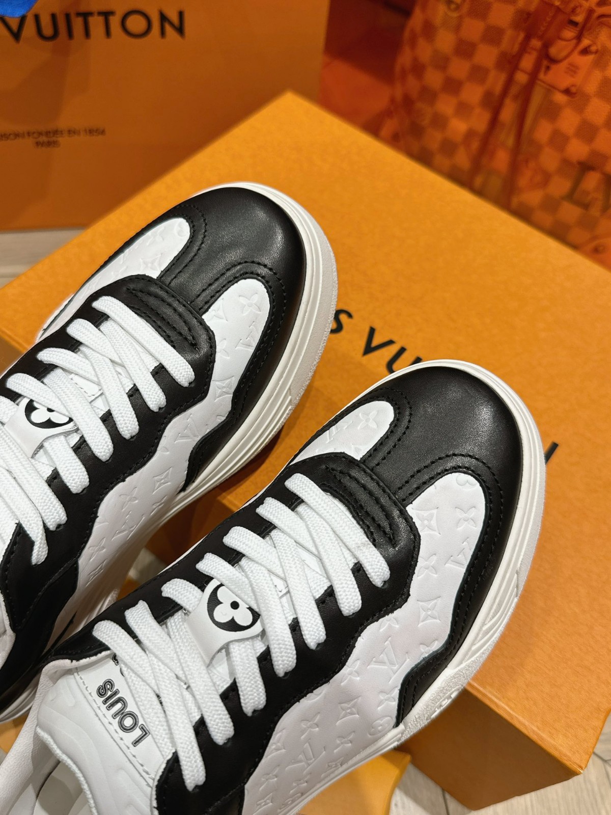 039 38123168 size 35-41