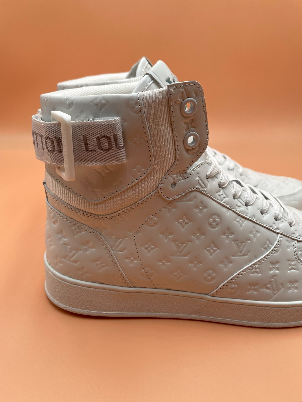 032 38123158 size 38-45